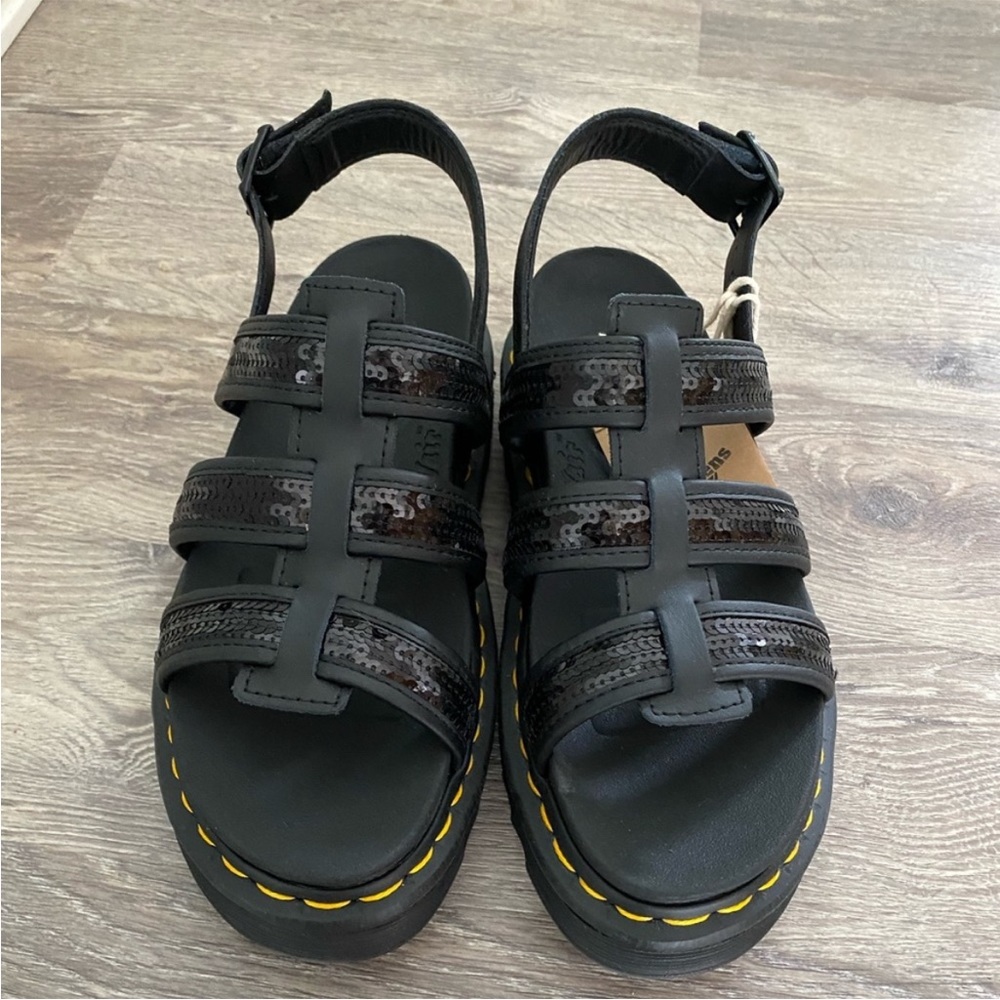 BRAND NEW IN BOX Dr. Martens Women’s Yelena Sequin Black Sandals Size 8